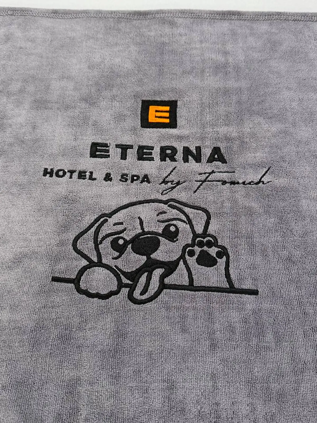 Вишивка на текстилі Eterna Hotel & Spa